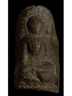 พระรอด พิมพ์เศียรโล้น กรุวัดหัวข่วง เนื้อดินผสมว่าน เชียงใหม่