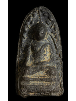 พระรอด หลวงพ่อทาบ วัดกระบกขึ้นผึ้ง ระยอง เนื้อผงใบลาน ปี 2505 หลวงปู่ทิมร่วมปลุกเสก