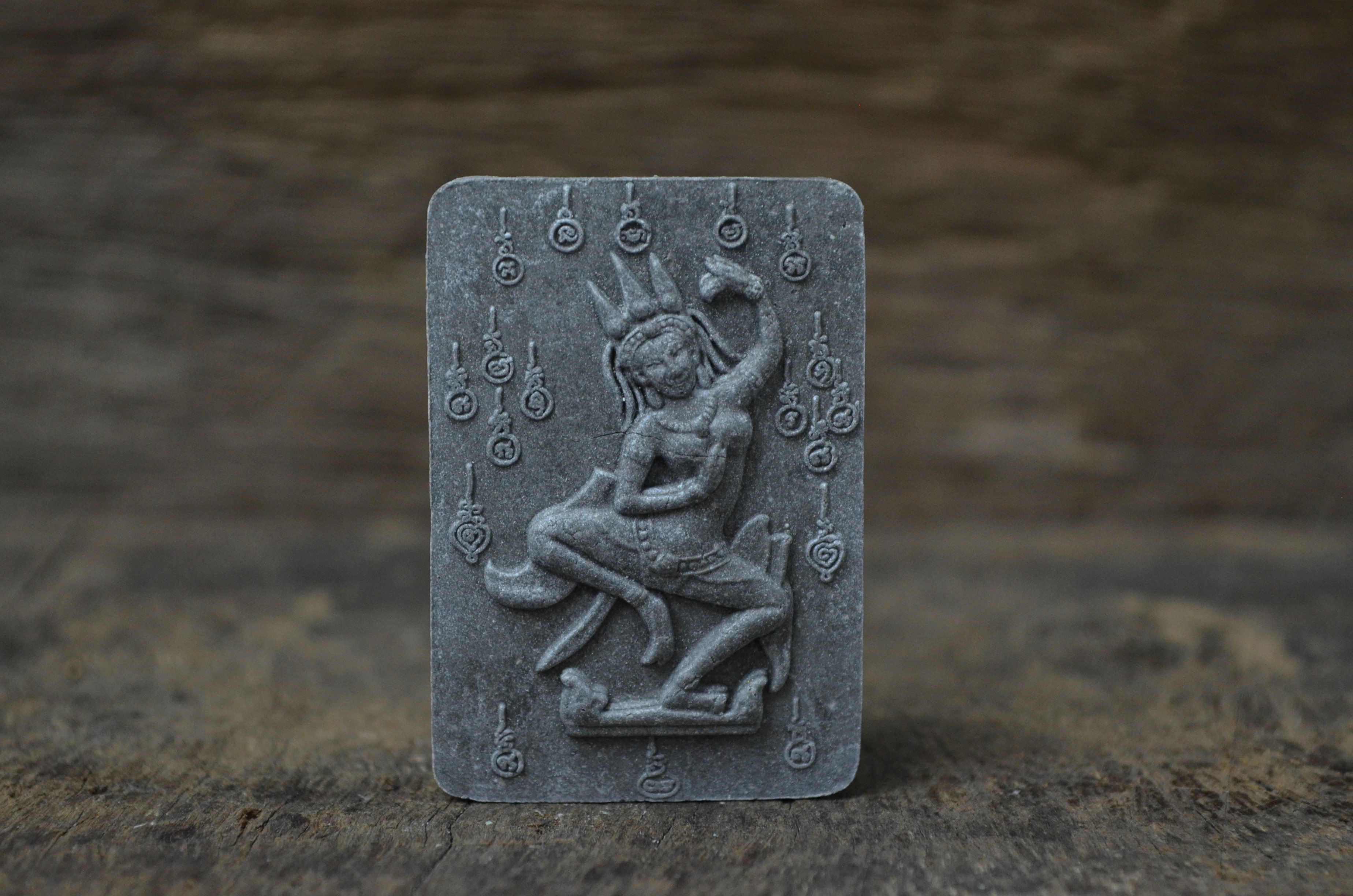 นางเทพอัปสร(นางฟ้าปราณี) เนื้อผง หลวงพ่อดำ วัดสันติธรรม จ.สระแก้ว