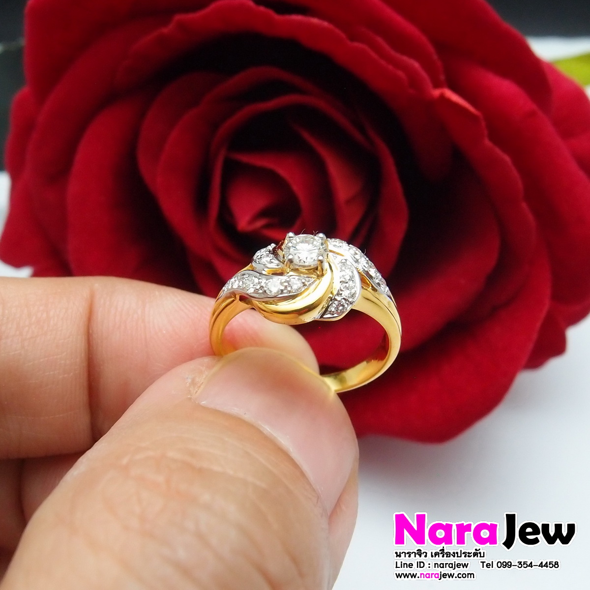 แหวนเพชร เม็ดชู 20 ตัง ล้อมเพชรแท้ 24 ตัง รวมทั้งวง 44 ตัง
