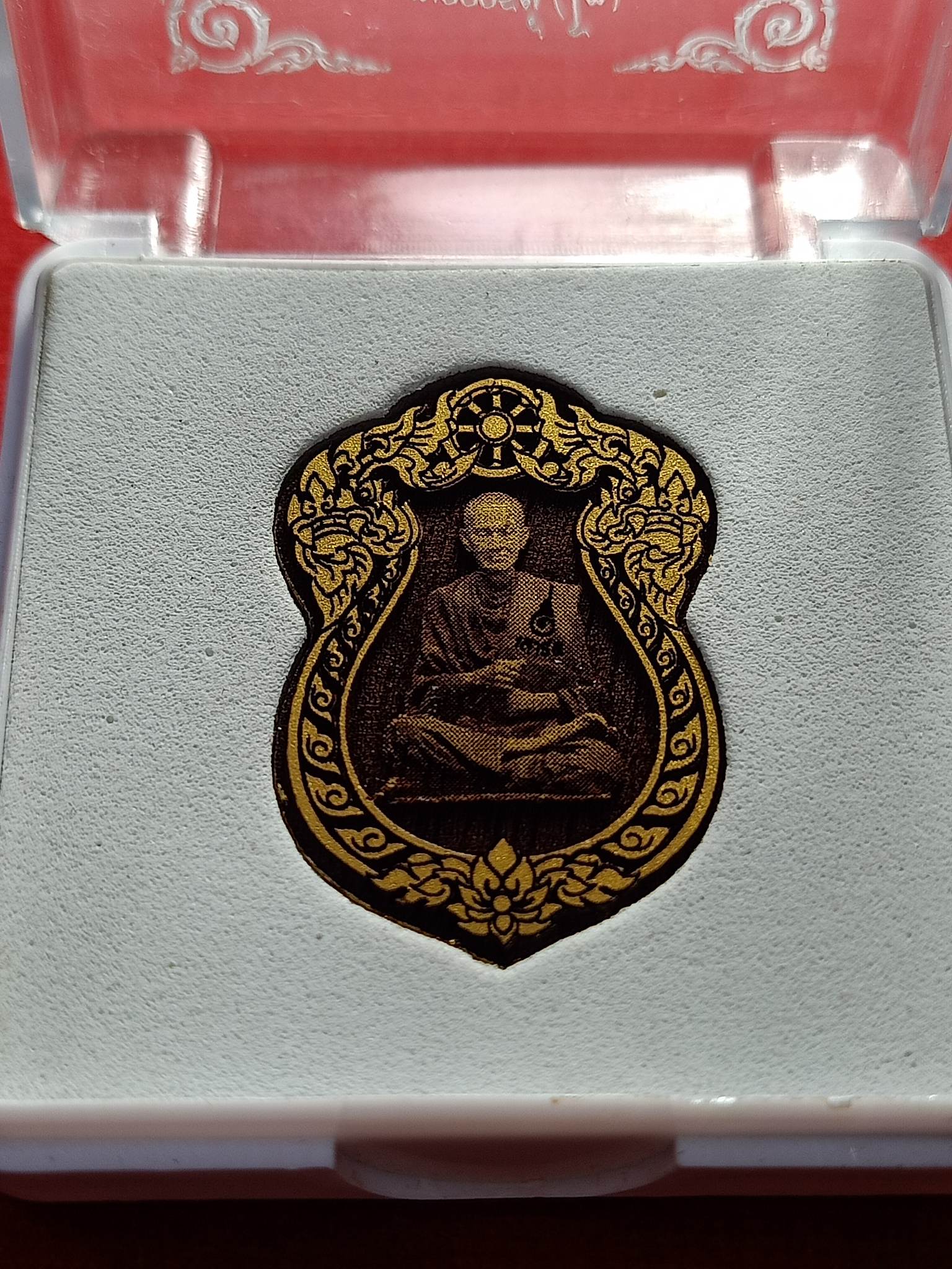 สมเด็จพระพุฒาจารย์โต แกะจากไม้ขนุน รุ่น ปีมหามงคล วัดสะตือ จ.อยุธยา ด้านหลัง พระพุทธไสยาสน์(SKU-01605)