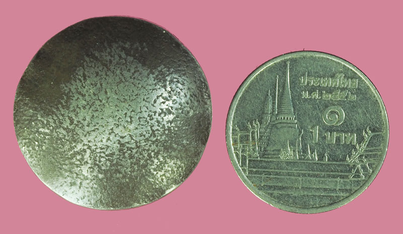 *38419 ตลับเหมาะ สำหรับใส่สีผึ้ง ทำด้วยเงิน 17