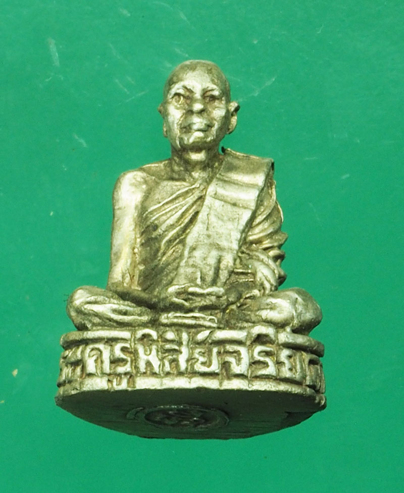*29138 รูปหล่อหลวงพ่อโอด วัดจันเสน นครสวรรค์ เนื้อเงิน 40