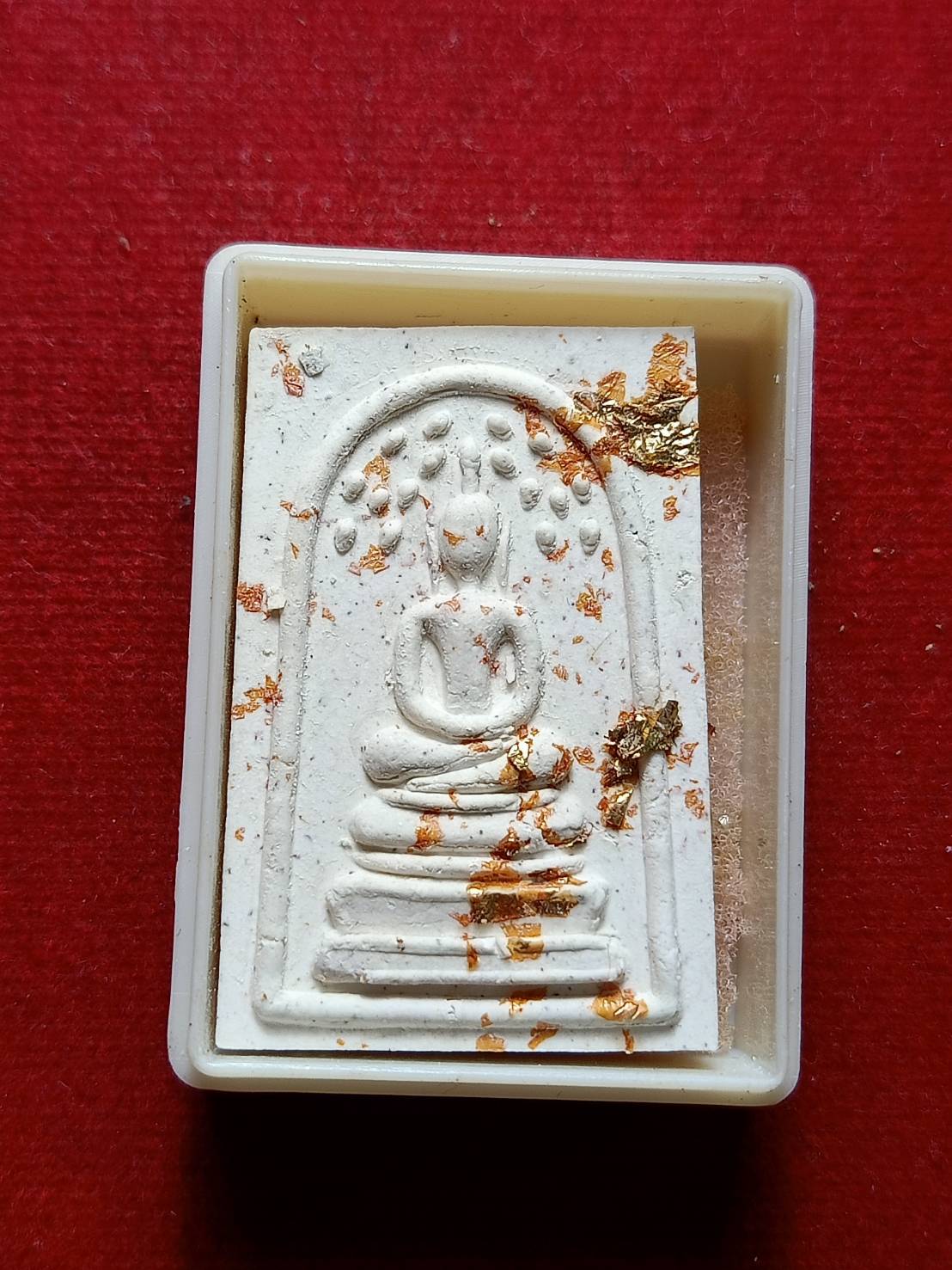 พระสมเด็จปรกโพธิ์ ทูลถวาย วัดมฤคทายวัน จ.เพชรบุรี ปี 2537 พร้อมกล่อง (SKU-08016)