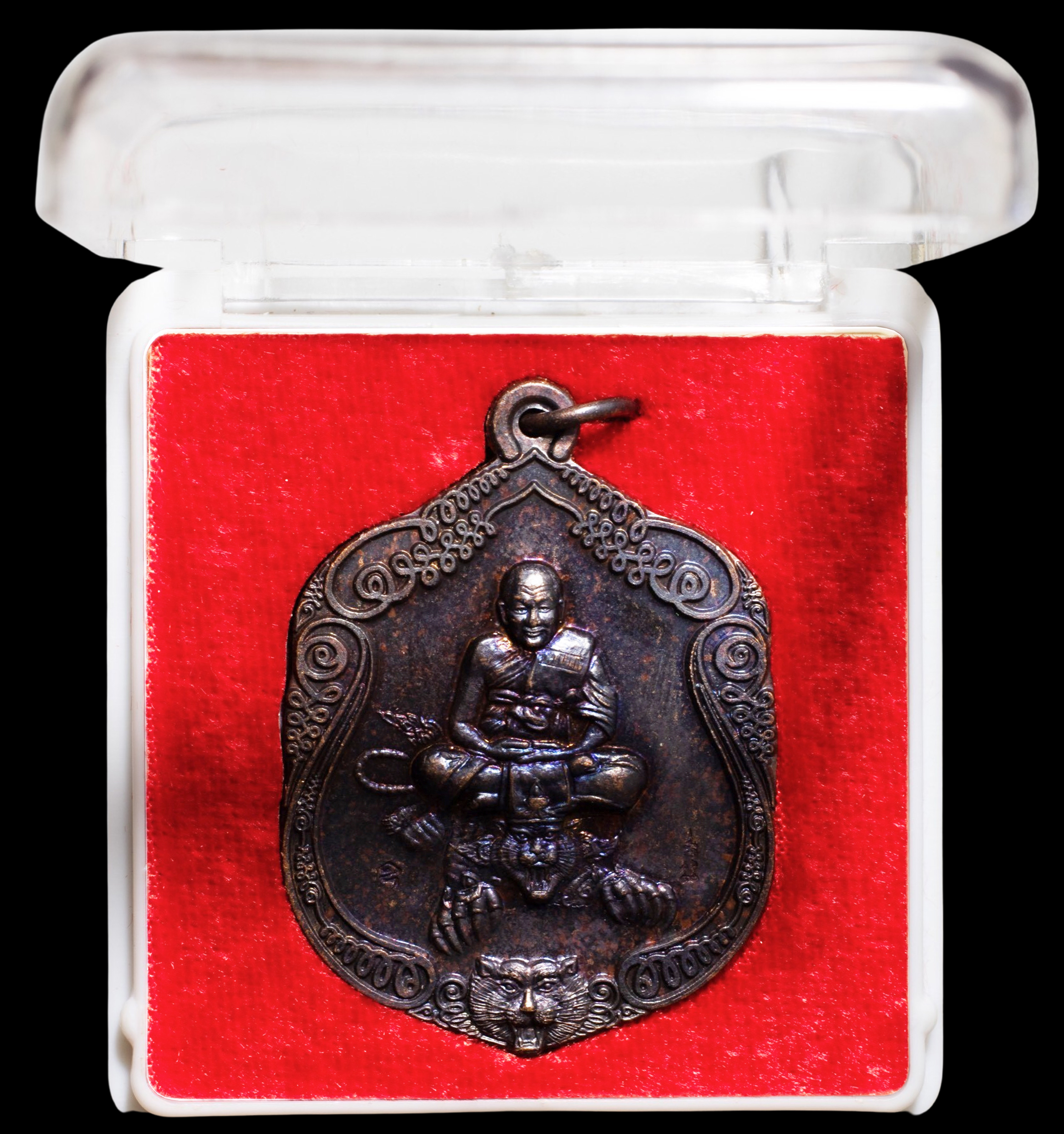 เหรียญบูชาครู หลวงพ่อเปิ่น วัดบางพระ ปี 2562 พร้อมตลับจากวัด