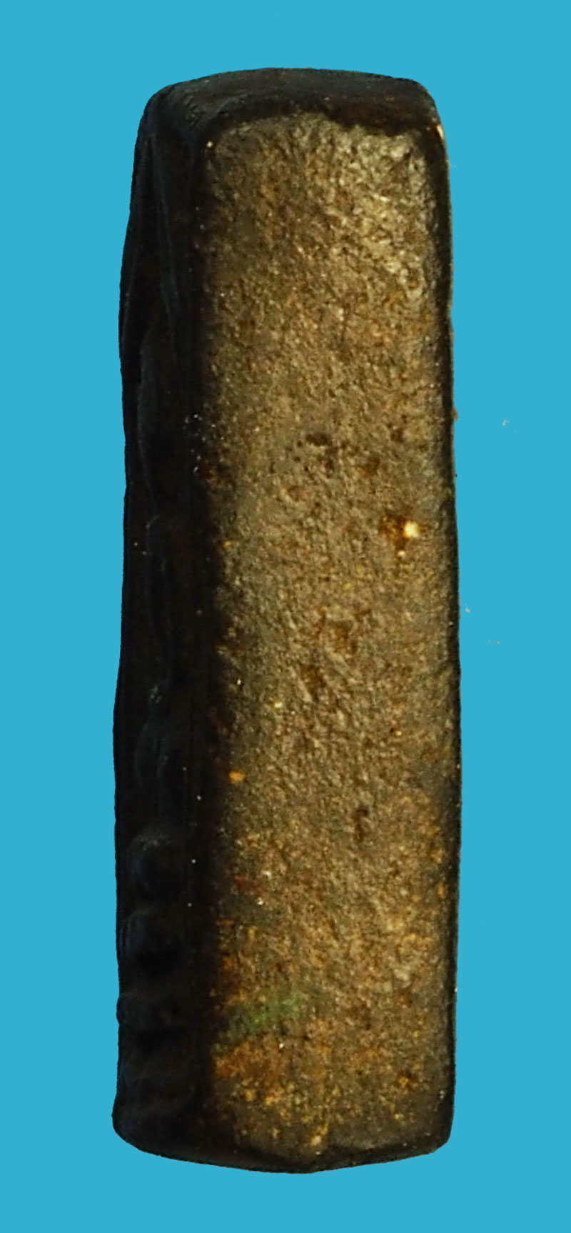 ขายแล้ว*36603 พระกรุวัดนก พิมพ์เล็ก ฐานสามชั้น อ่างทอง เนื้อผงผสมใบลาน 89