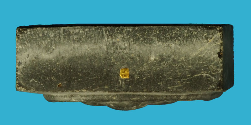 ขายแล้ว*36812 พระสมเด็จหลวงพ่อแพ (แพห้าพัน) เนื้อดำ ตะกรุดทองคำ พร้อมกล่องเดิม สิงห์บุรี 82