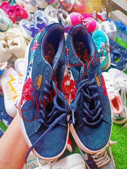 second hand shoes