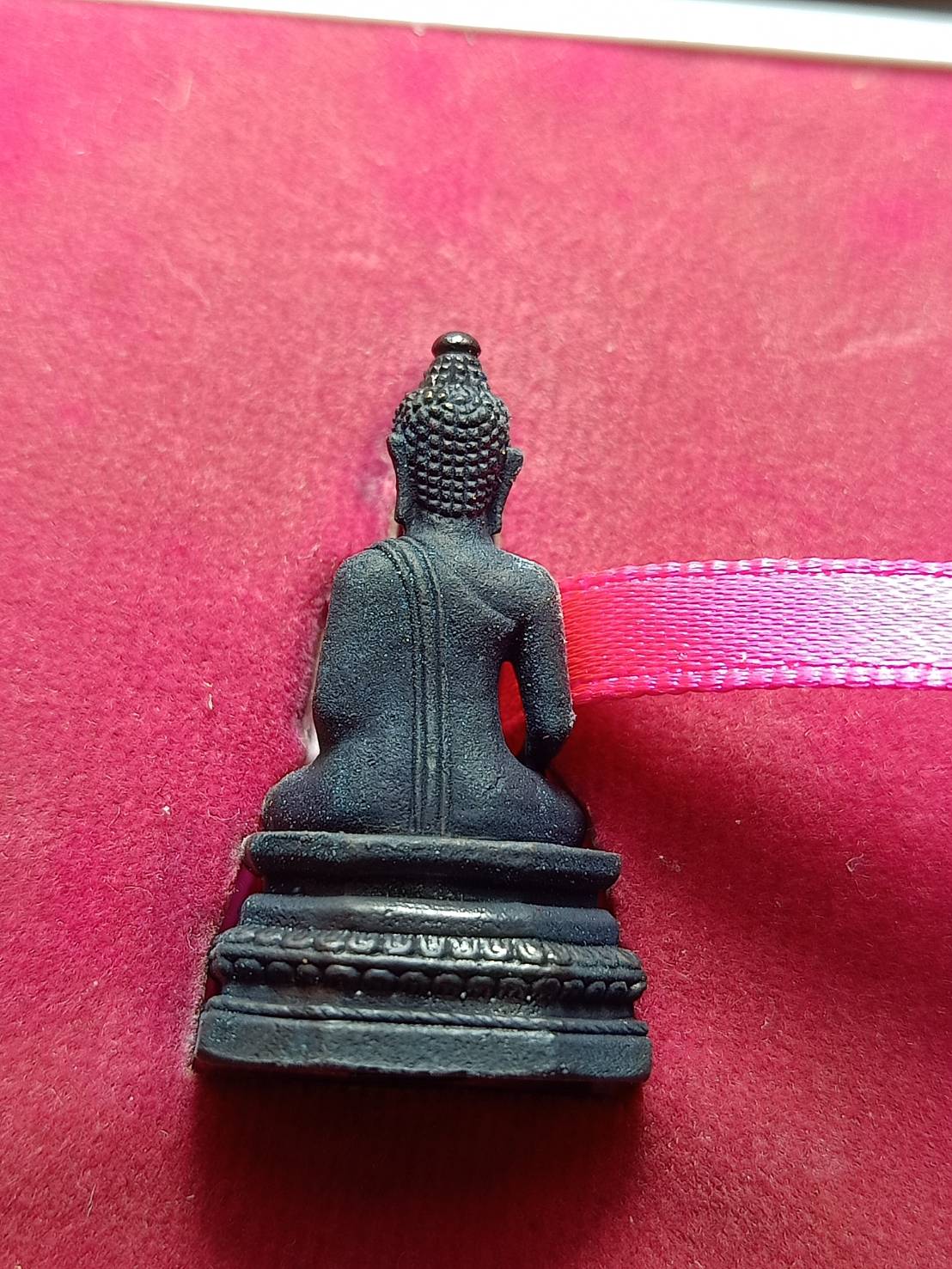 พระกริ่งรุ่งอรุณ เนื้อทองแดง พระเจ้าอยู่หัวรัชกาลที่ 2 ครองราชย์ 200 ปี ออกปี 53 วัดอรุณ พร้อมกล่อง พร้อมกล่อง (SKU-10986)