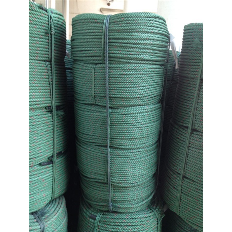 เชือกไนล่อน สีเขียวขี้ม้าแต้มแดง คุณภาพดี ขนาด 4-6 มิลลิเมตร มัดของ ทำราวตากผ้า