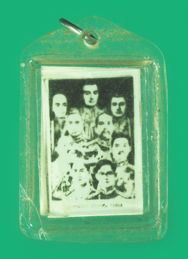 *38673 รูปอัดกระจกพระประจำ หลังในหลวงเก้ารัชกาลที่ เลี่ยมพลาสติกเก่า 4