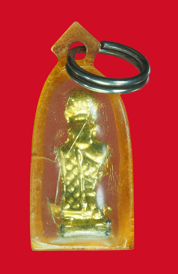 *33261 นางกวักหลวงปู่ทิมแจกในงานผูกพัทธสีมาปี ๑๗ กรอบเก่าถึงอายุ 12(ขายแล้ว)