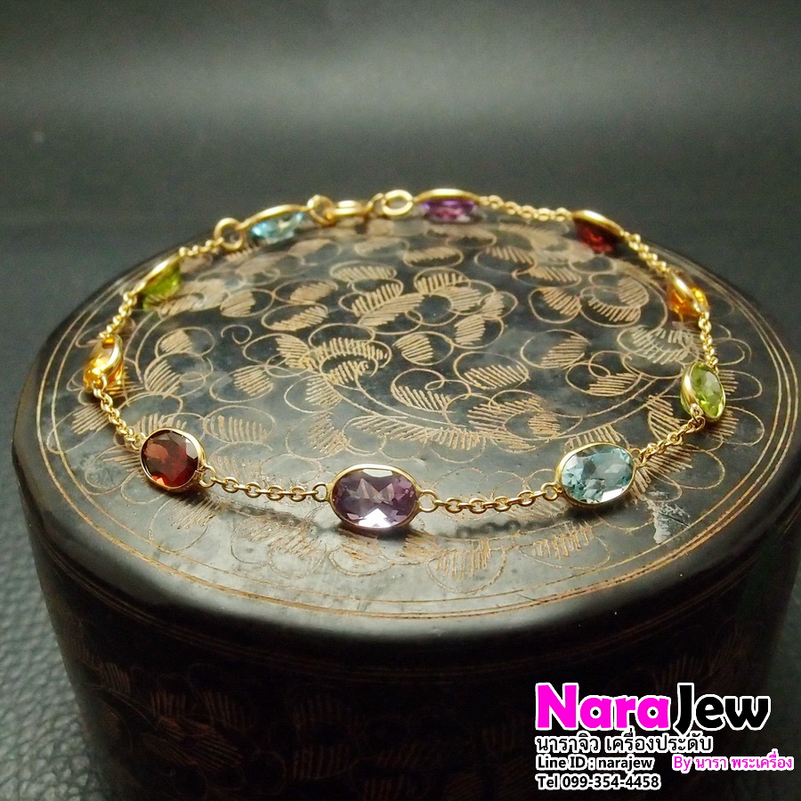 สร้อยข้อมือ ประดับพลอยแท้ 5 สี คั่นด้วยลายโซ่ การผสมผสานของสีพลอยแท้ หลากสีสัน ออกมามีความโดดเด่น สวยสะดุดตา