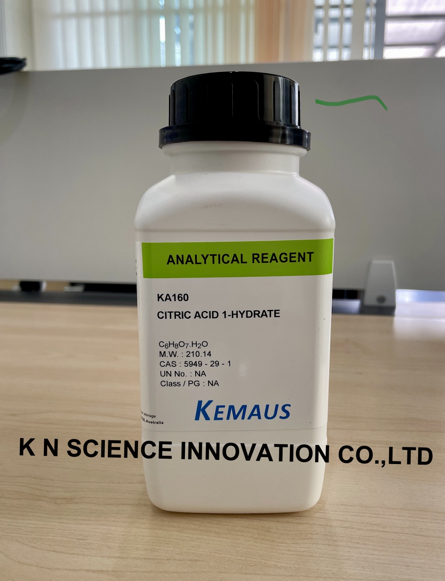 CITRIC ACID 1 hydrate AR KemAus 500 GM KA160