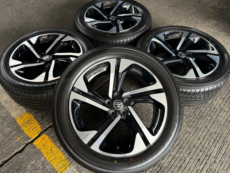 ล้อ Toyota Yaris Cross ขอบ 18 Top 💢 ถอดศูนย์ป้ายแดง ปี 2024 ยาง Yokohama Bluearth-XT AE61 🛞 215/55/18ปี24 (1 ชุด 4 วง)