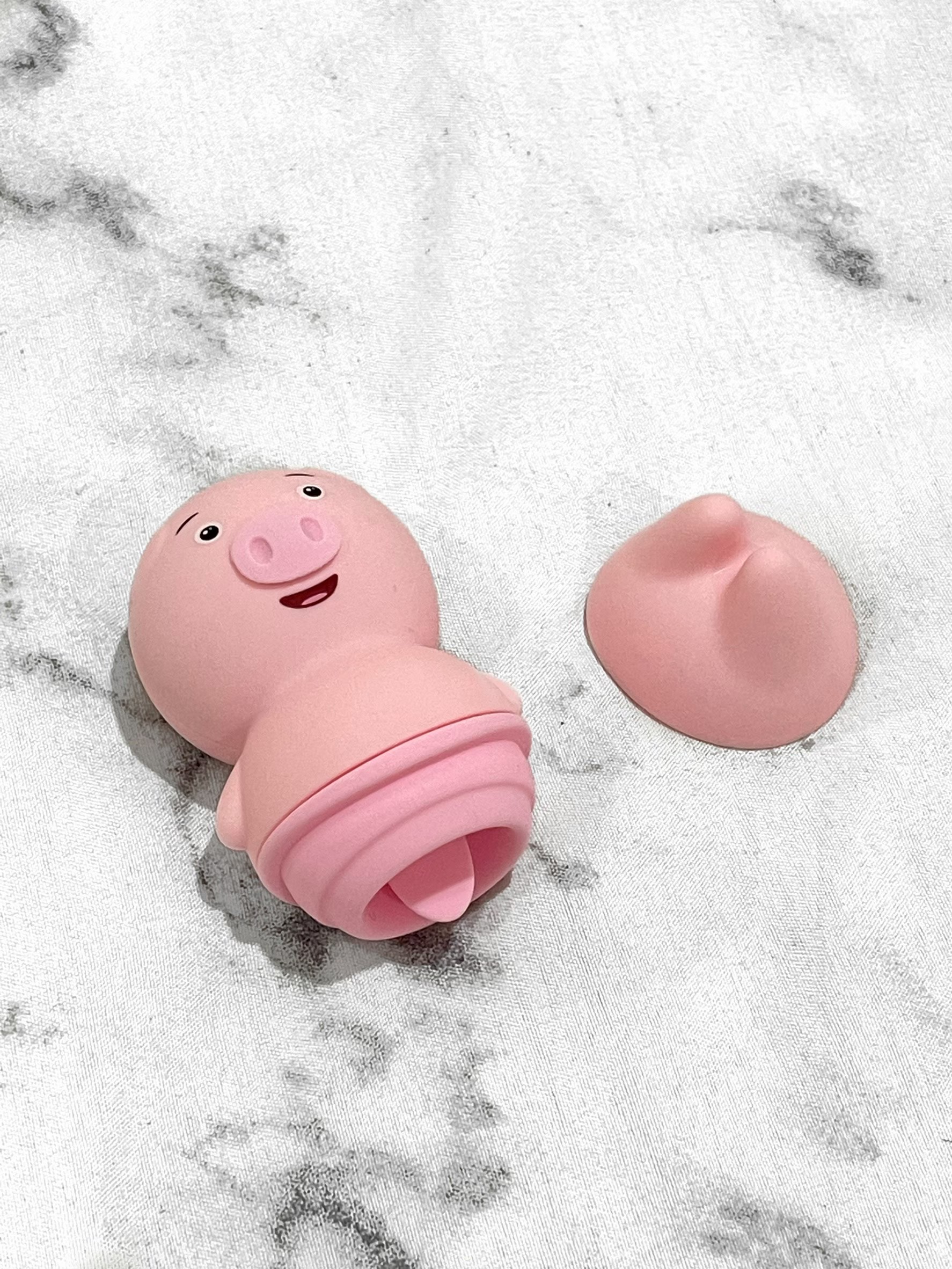 ลิ้นหมูน้อย 🐷