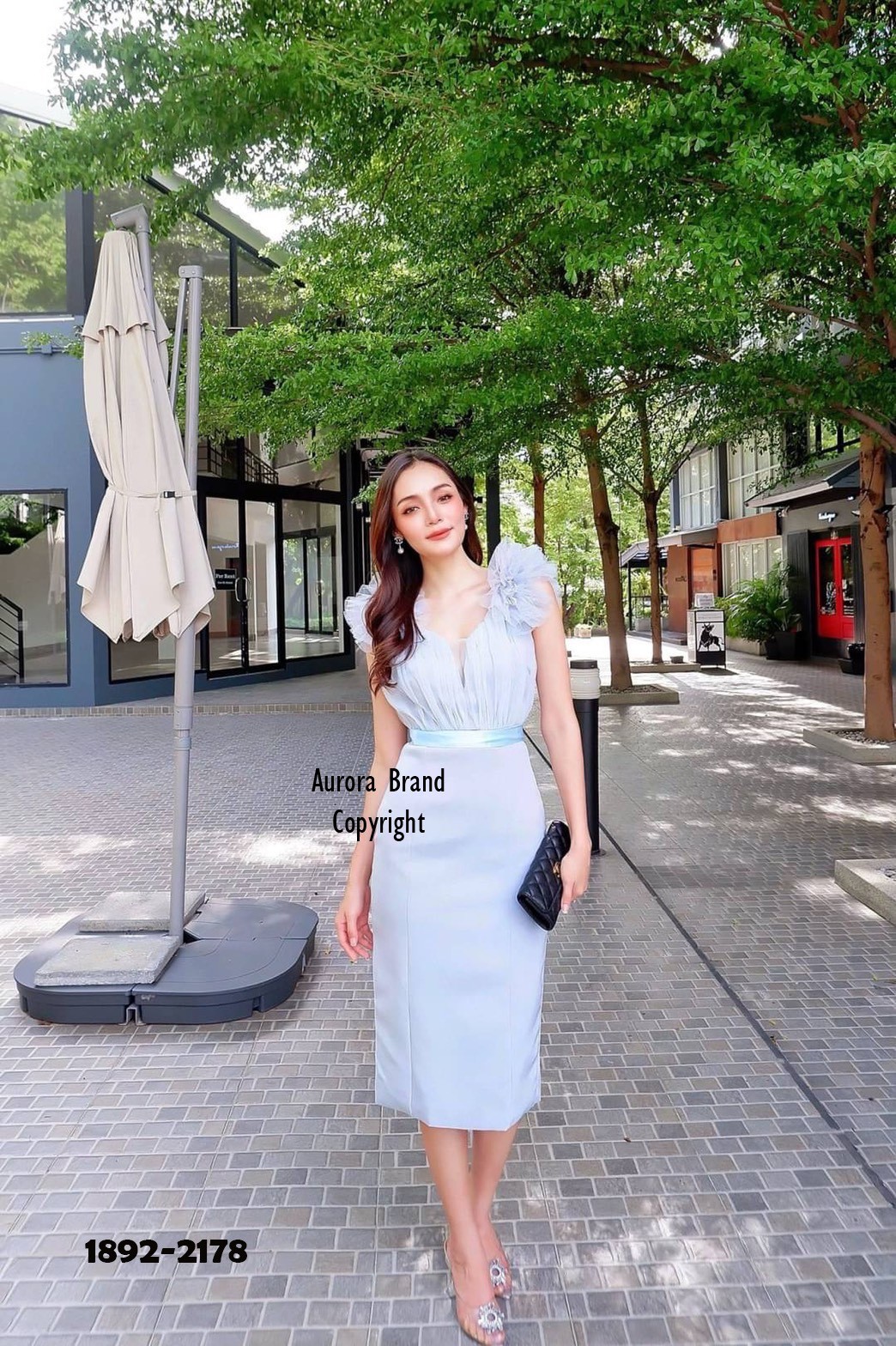 🍦 XS 🍦 AURORA เดรสสีสันเรียบหรู สวยดูดีมีระดับ แต่งผ้ามุ้งสวยฟูฝุดๆ