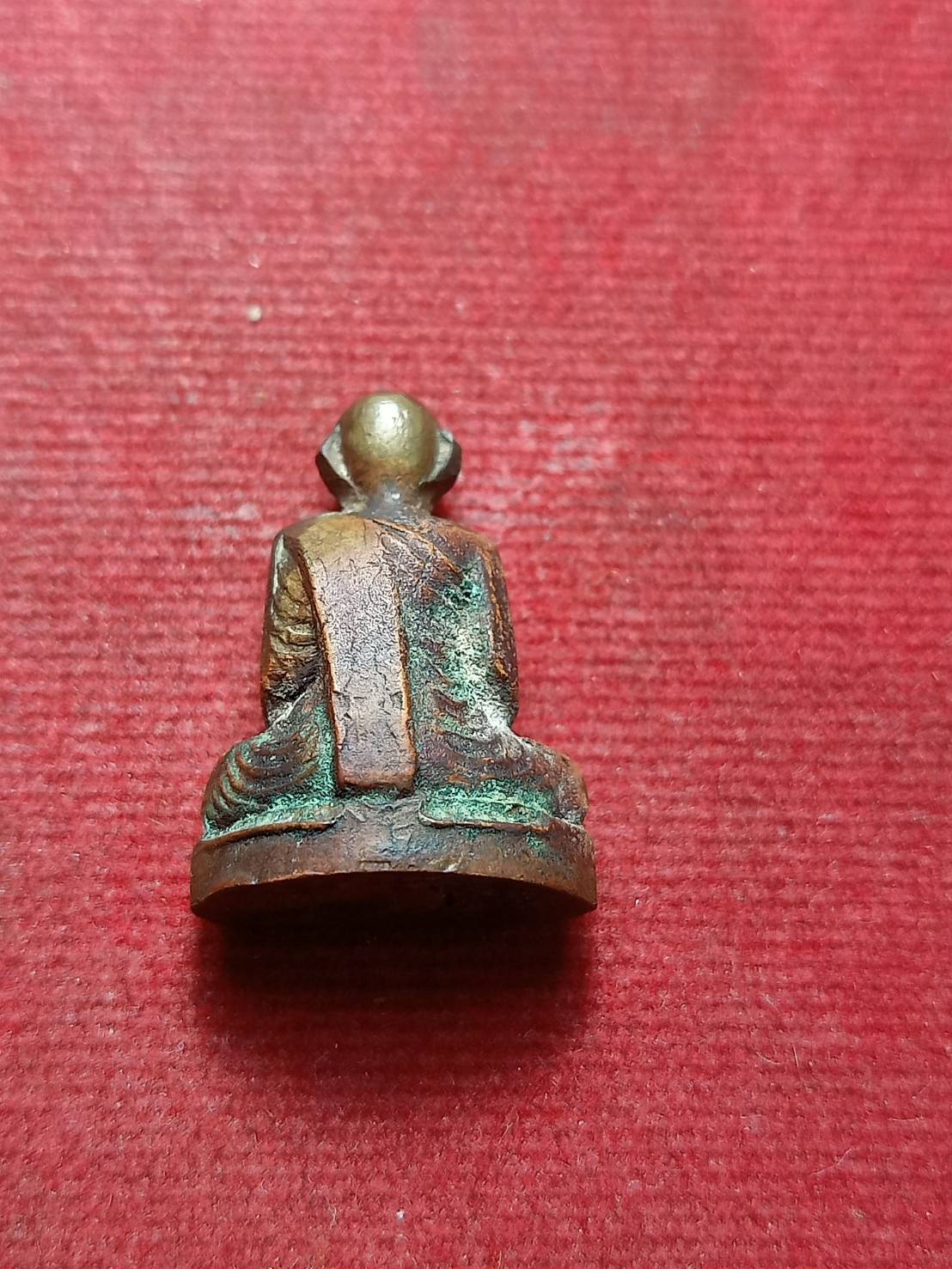 รูปหล่อพระครูนิรันดร์ วัดหาดทรายงาม จ.นครสวรรค์ (SKU-12960)