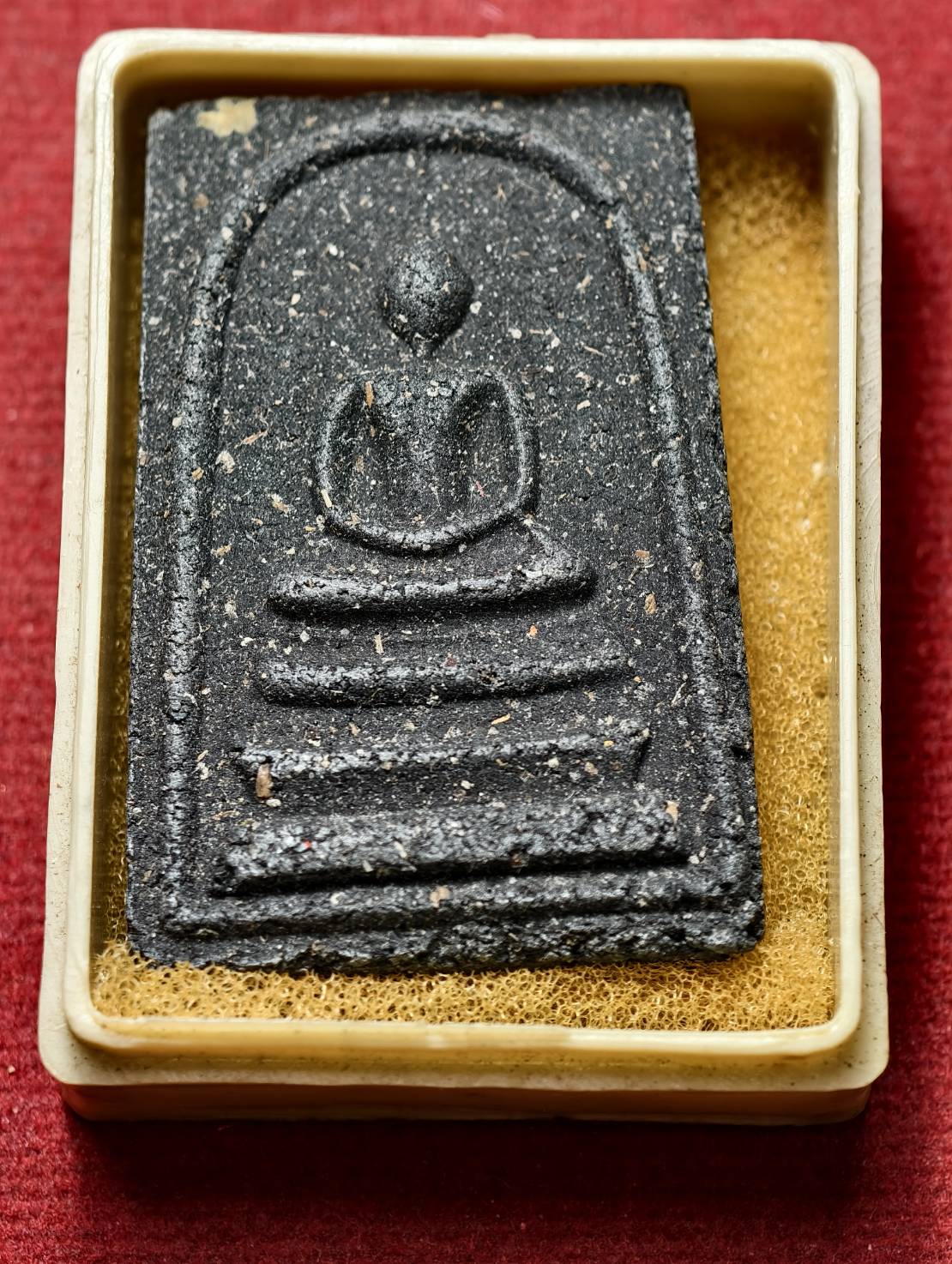 สมเด็จวัดโคนอน ปี 19 เนื้อผงใบลาน หลวงปู่โต๊ะปลุกเสก กทม. พร้อมกล่อง (SKU-13734)