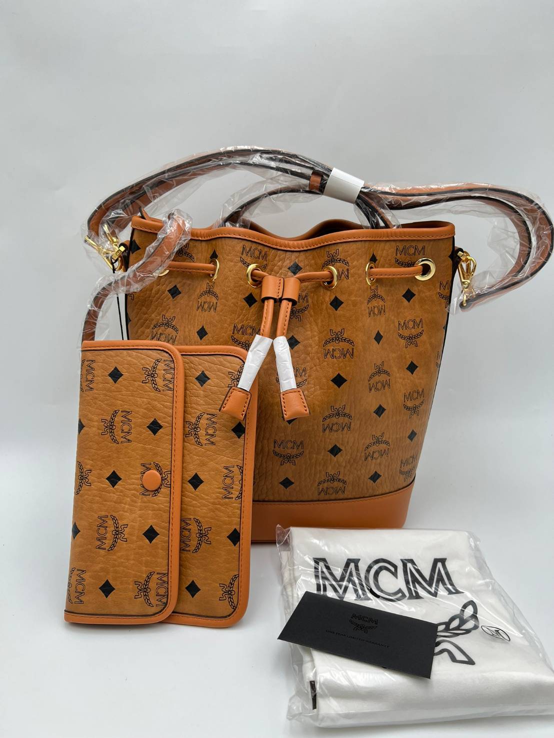 MCM drawstring