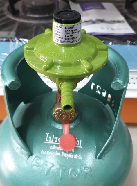Lucky Flame รุ่น L-326P หัวปรับแรงดันแก๊สสำหรับถังแก๊สขนาด4 kg ได้ทุกยี่ห้อ