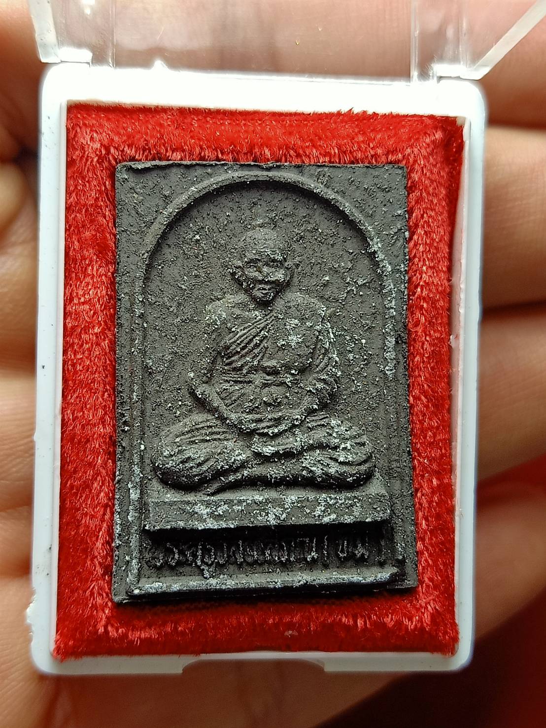 พระผงหลวงปู่ทวด(อาจารย์ทิม) วัดช้างให้ จ.ปัตตานี ปี 2537 พร้อมกล่อง (SKU-07195)
