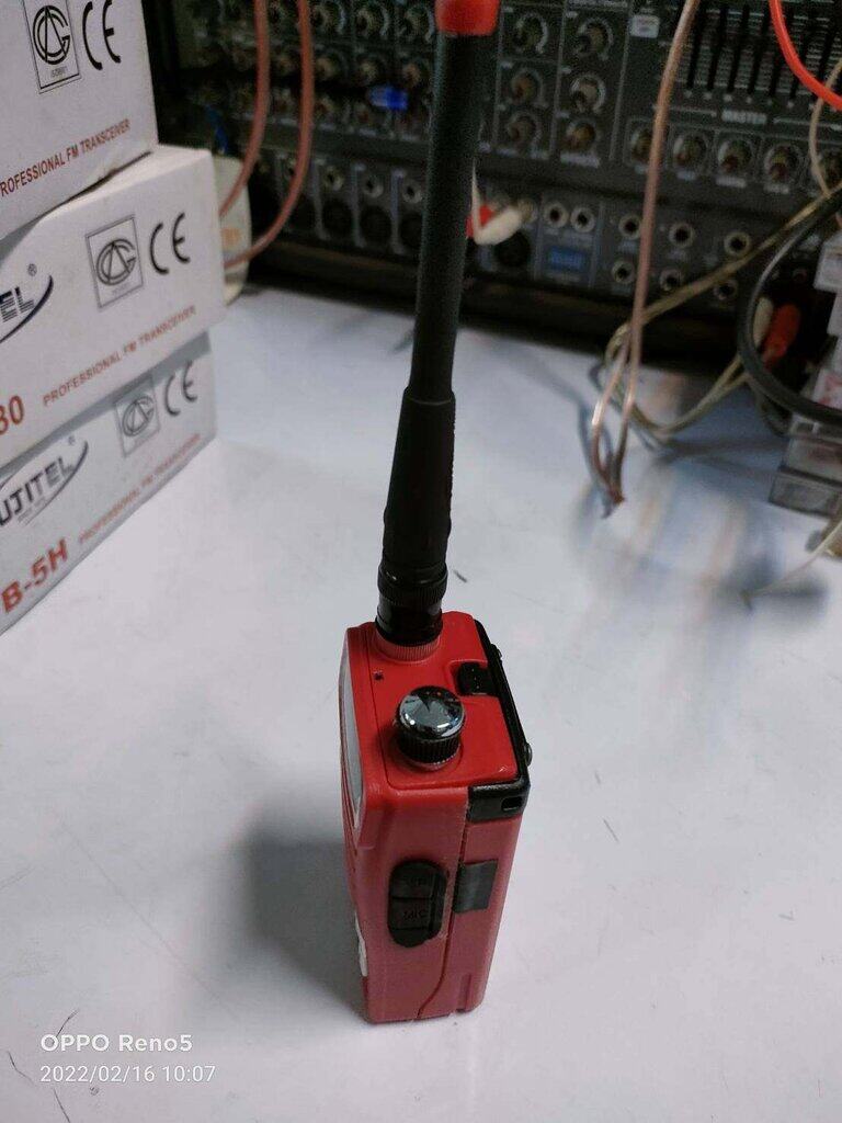 FUJITEL WALKIE TALKIE วิทยุสื่อสารพกพา สำหรับธุรกิจ ความถี่สำหรับประชาชนทั่วไป ทูเวย์เรดิโอ รุ่น FB-580