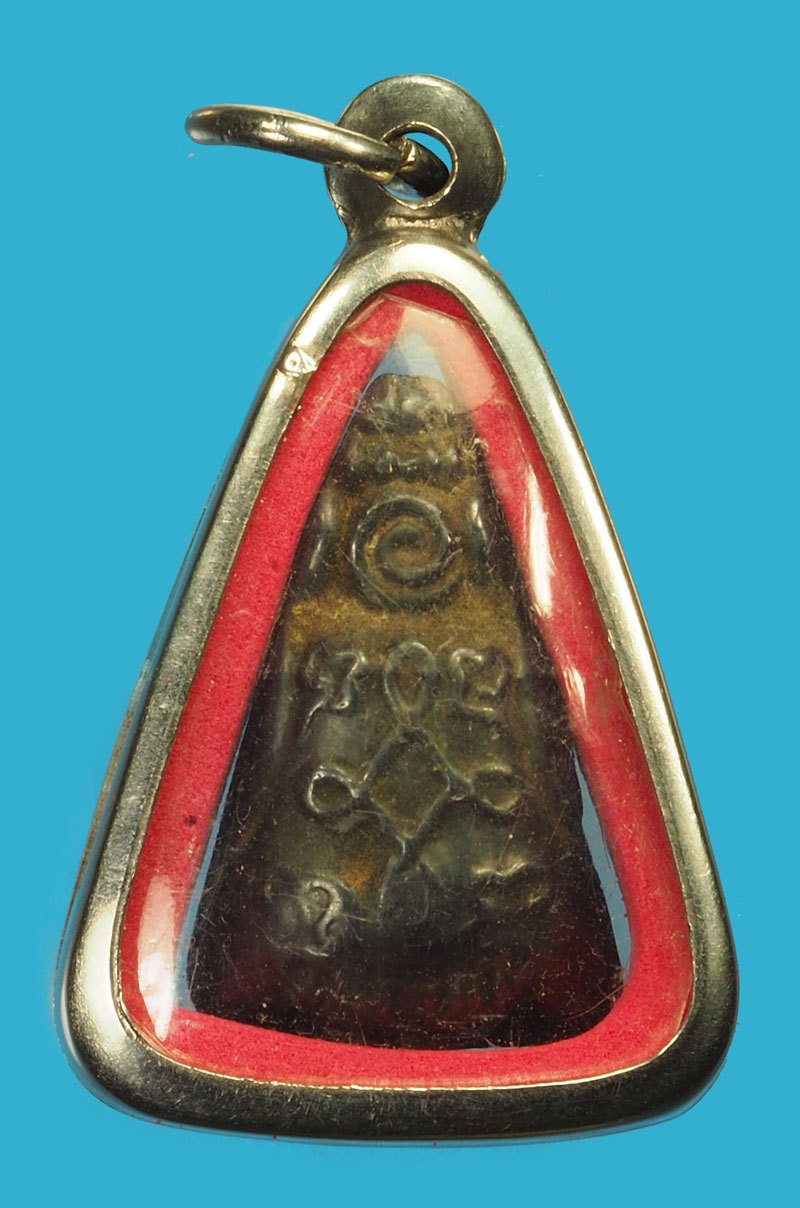 ขายแล้ว*40131 พระปิดตาหลวงพ่อเกิด วัดสะพาน นครนายก เนื้อเมฆพัตร ยุค พ.ศ. 24XX เลี่ยมกรอบสแตนเลส 35