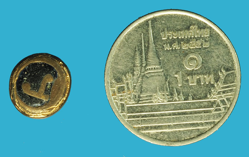 ขายแล้ว*37903 หัวนะโม ลงถมดำ เนื้อทองแดง เก่ามีอายุ ไม่ทราบที่ และปีสร้าง 12