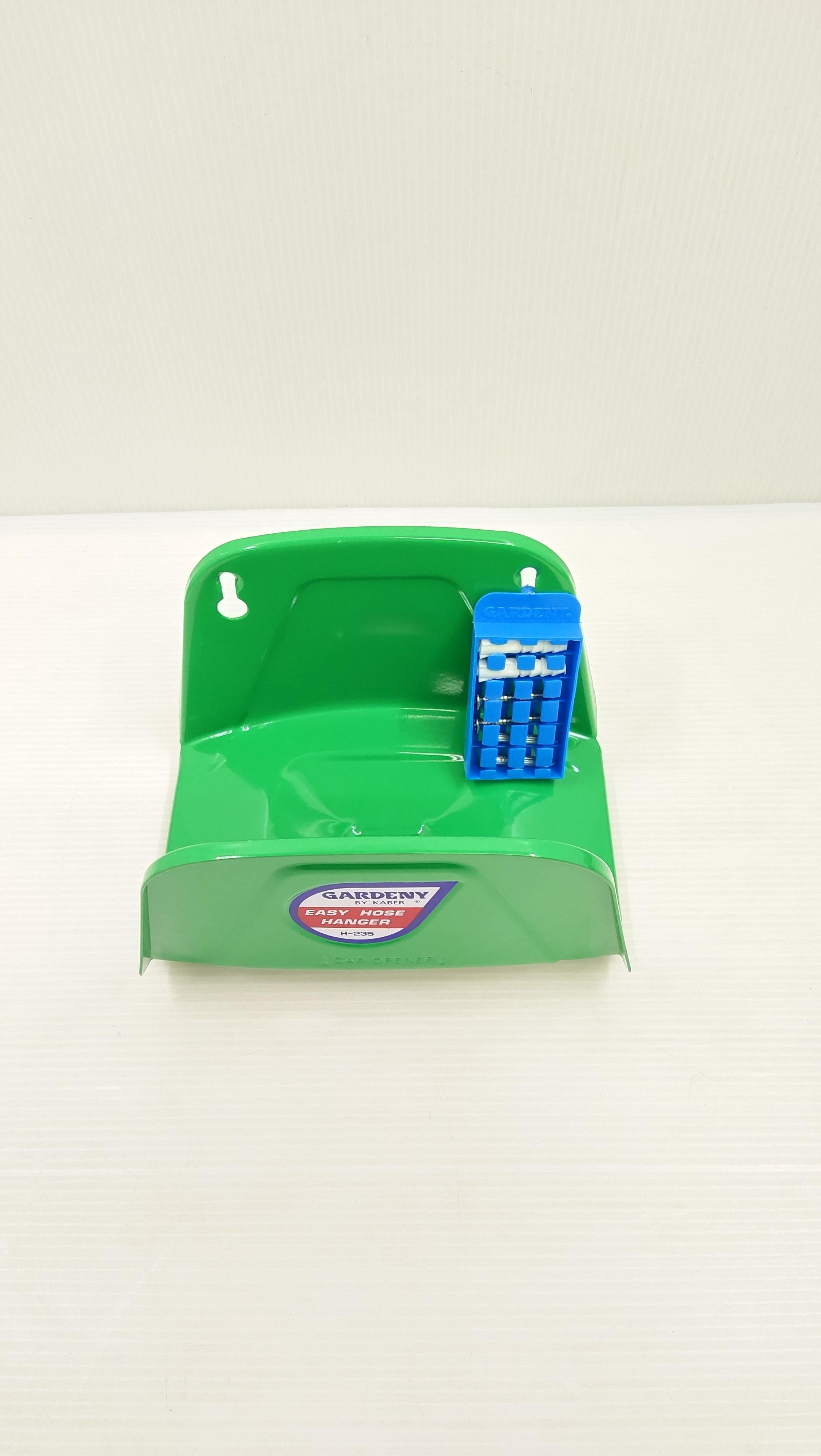 ที่แขวนสายยาง GARDENY เหล็กกันสนิม สีเขียว (แพ็ค 1 อัน) อุปกรณ์เก็บเครื่องมือทำสวน