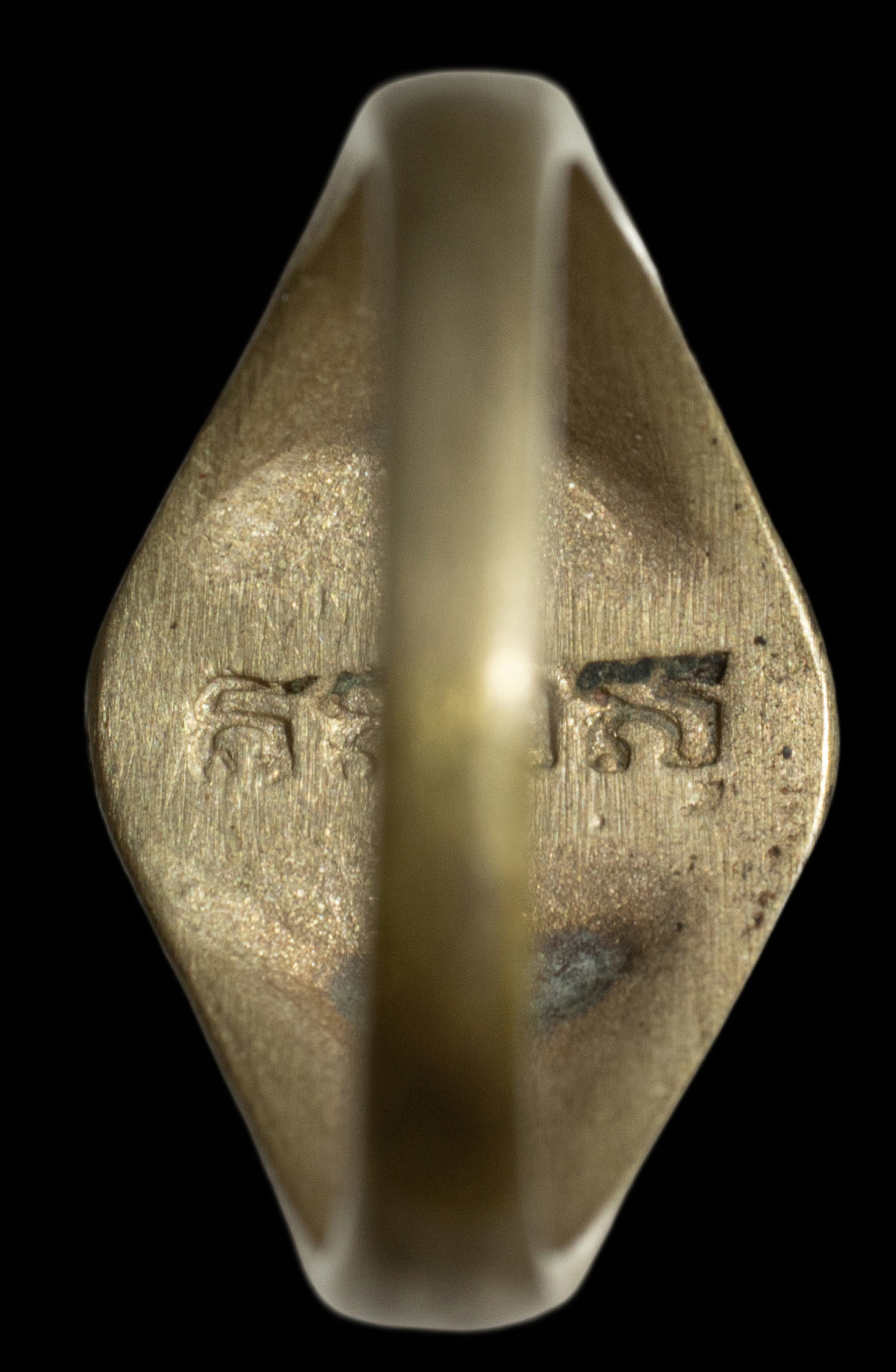 แหวนพระพุทธฉาย หน้าเงินลงถม จังหวัดสระบุรี ปี 2500