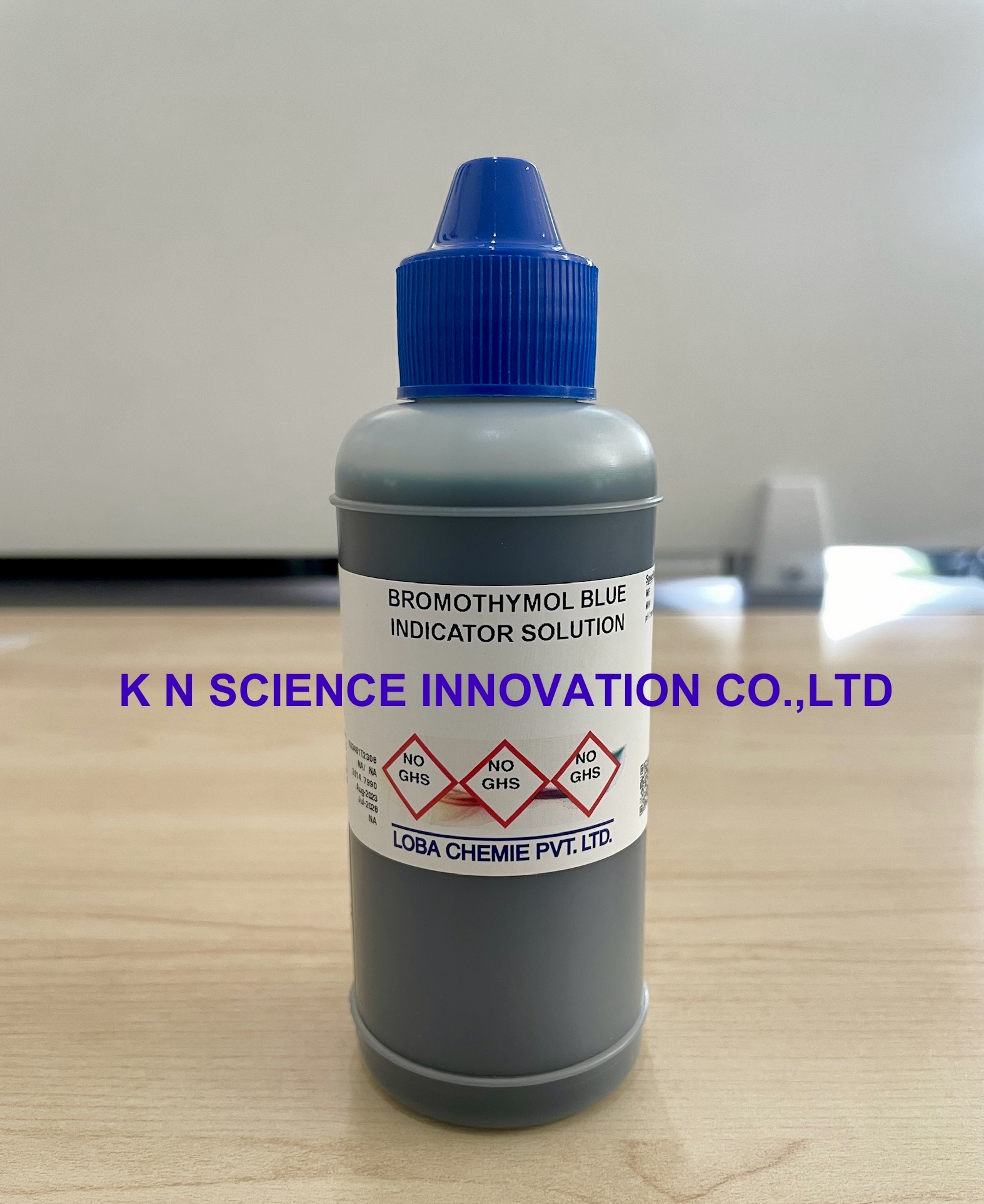 Bromothymol blue solution, indicator pH 6.0-7.6 76-59-5 ,125 ml , Loba 2350B00125
