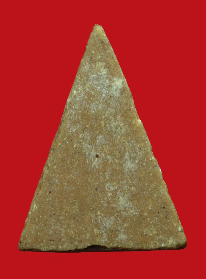 ขายแล้ว*35055 พระนางพญาพิมพ์เศียรโต เนื้อผงน้ำมัน หลวงพ่อกวย วัดโฆษิตราราม ชัยนาท ปลุกเสก 9