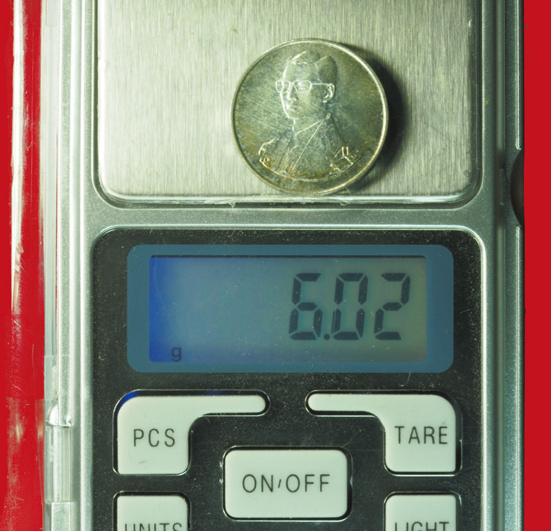 *36255 เหรียญที่ระลึกเดินเทิดพระเกียรติในหลวงรัชกาลที่ 9 เนื้อเงิน 10.1