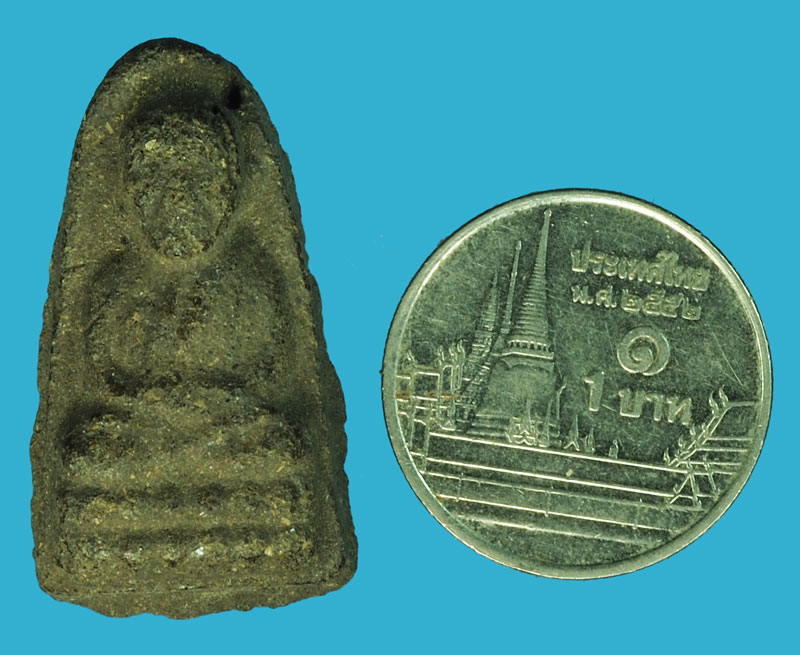 *37304 พระหลวงปู่ทวด ไม่ทราบที่ ด้านหลังเพชรหน้าทั่ง เนื้อว่าน 11