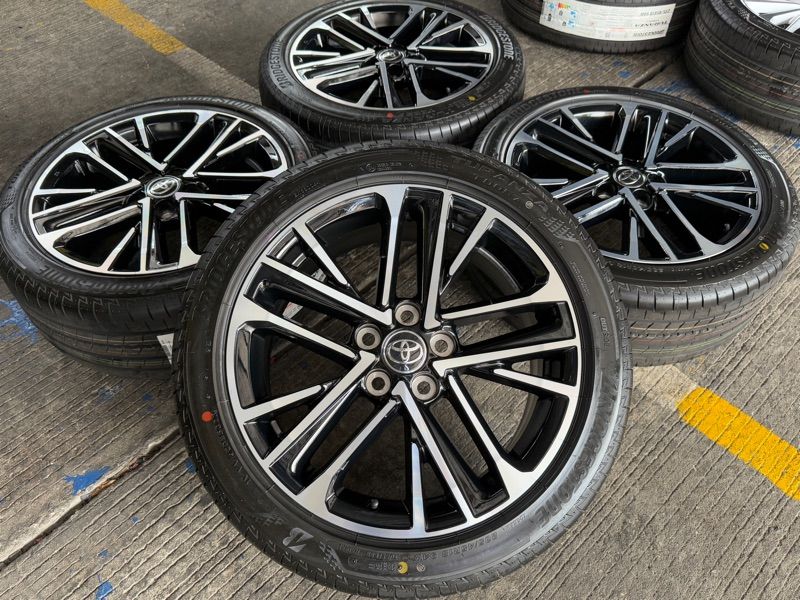 ล้อ Toyota Camry ขอบ 18 Top Hybrid 💢 ❌ถอดศูนย์ป้ายแดง ปี2024 ยางใหม่ Bridgestone Toranza Too5a 🛞 235/45/18ปลายปี23 (1 ชุด 4 วง)