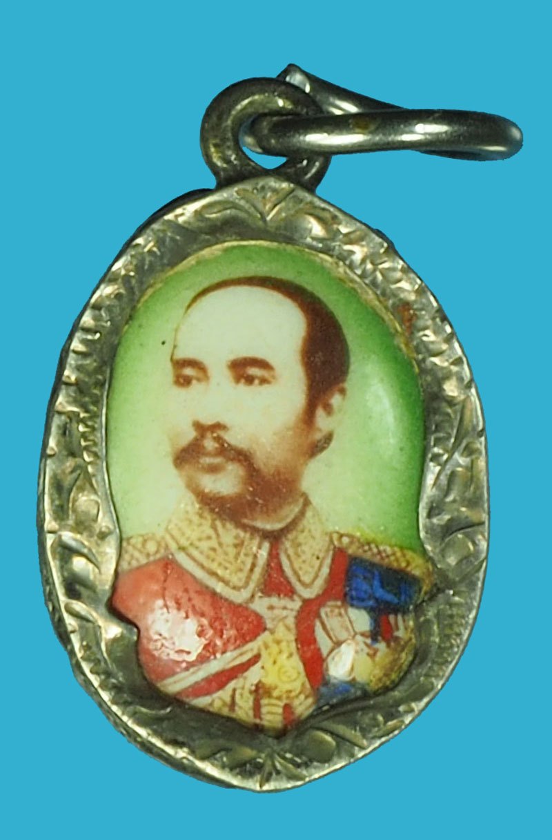 *40229 ล็อกเก็ตในหลวงรัชกาลที่ 5 เลี่ยมเงินปิดหลัง 5