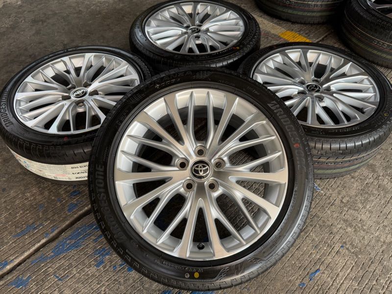 ล้อ Toyota Camry ขอบ 18 Top Hybrid ยางใหม่ Bridgestone Toranza Too5a 🛞 235/45/18ปลายปี23 (1 ชุด 4 วง)