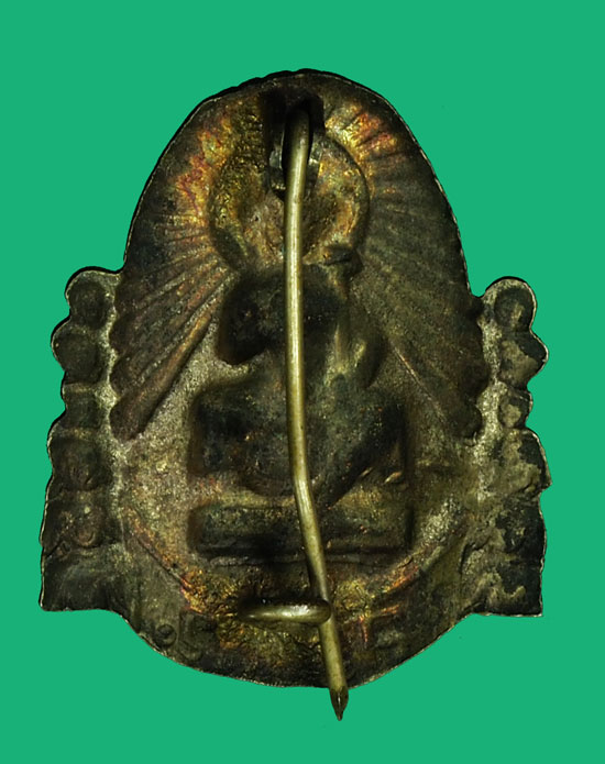 35084 เข็มกลัดพระวิษณุกรรม เก่าไม่ทราบที่และปีสร้าง 12