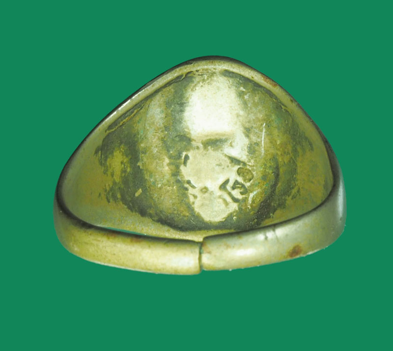 *32053 แหวนลงยา หลวงพ่อทองอยู่ ไม่ทราบที่และปีสร้าง 12