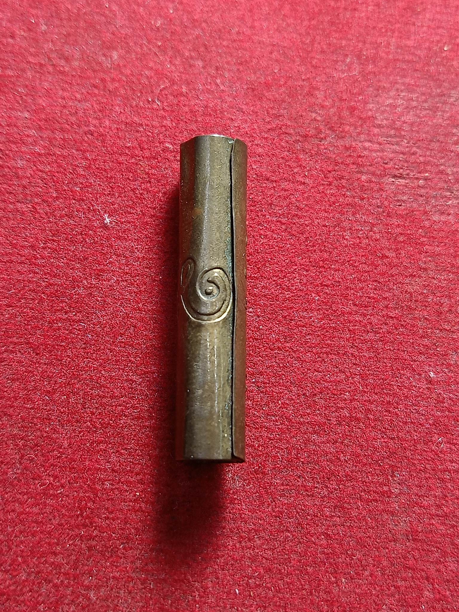 ตะกรุดหลวงปู่คำพัน “รุ่นรัตนชัย” วัดธาตุมหาชัย จ.นครพนม (SKU-01611)