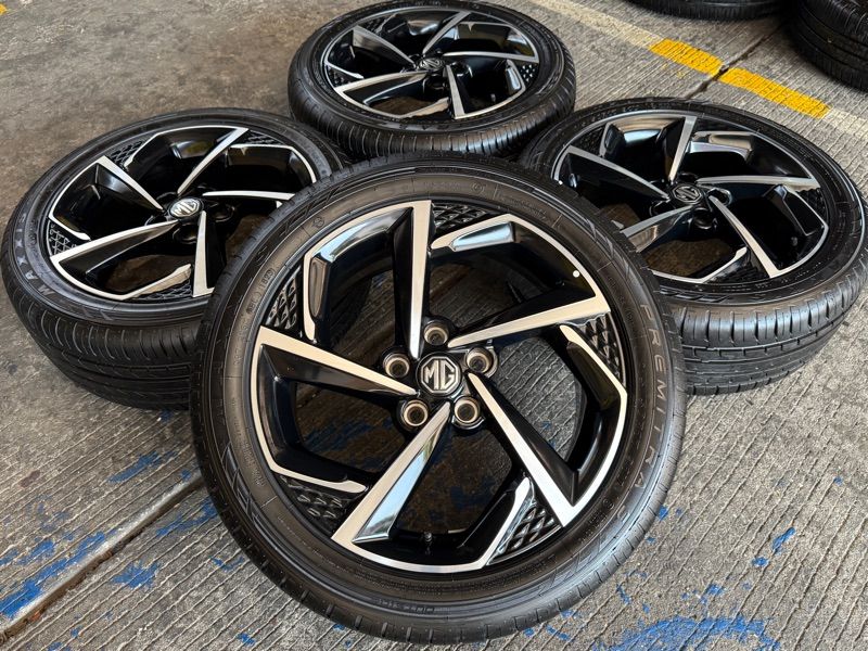 ล้อ MG 5. ขอบ 17 Top ถอดศูนย์ป้ายแดง ปี2023 ยางปีแท้ MAXXIS 215/50/17ปี23 (1 ชุด 4 วง)
