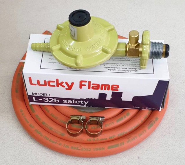 ชุดหัวปรับแรงดันต่ำ LUCKY FLAME เซฟตี้ L-325S พร้อมสายแก๊ส NCR คุณภาพสูง มาตรฐาน มอก. ขนาด 2 เมตร ตัวรัด 2 ตัว