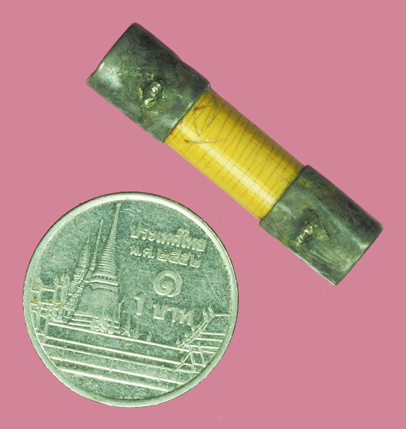 *38327 ตะกรุดหวาย เลี่ยมจับขอบเงินเก่า ไม่ทราบที่ 12