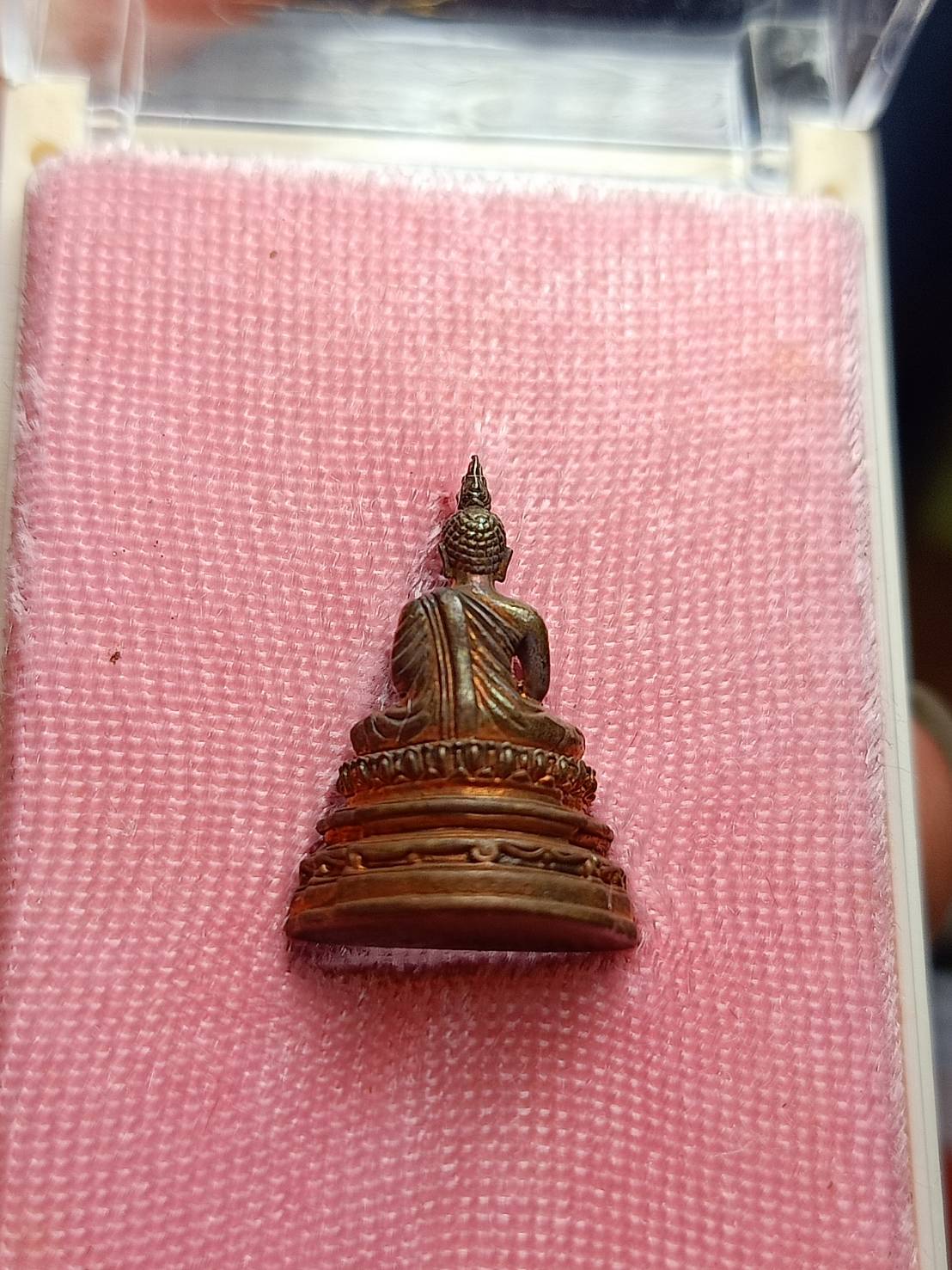 พระชัยวัฒน์พระพุทธอังคีรส วัดราชบพิธสถิตมหาสีมาราม กทม. ปี 2555 พร้อมกล่อง (SKU-10159)