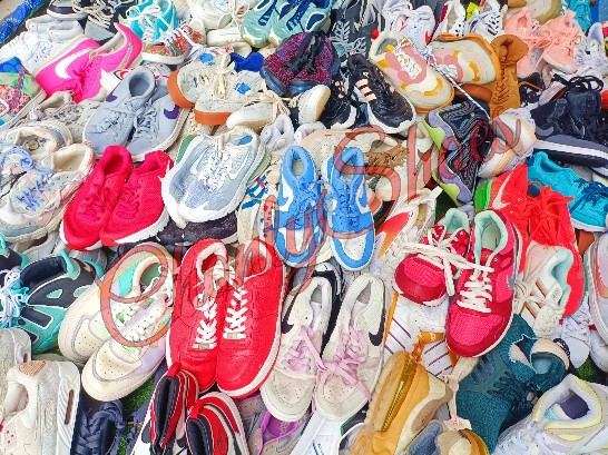 second hand shoes