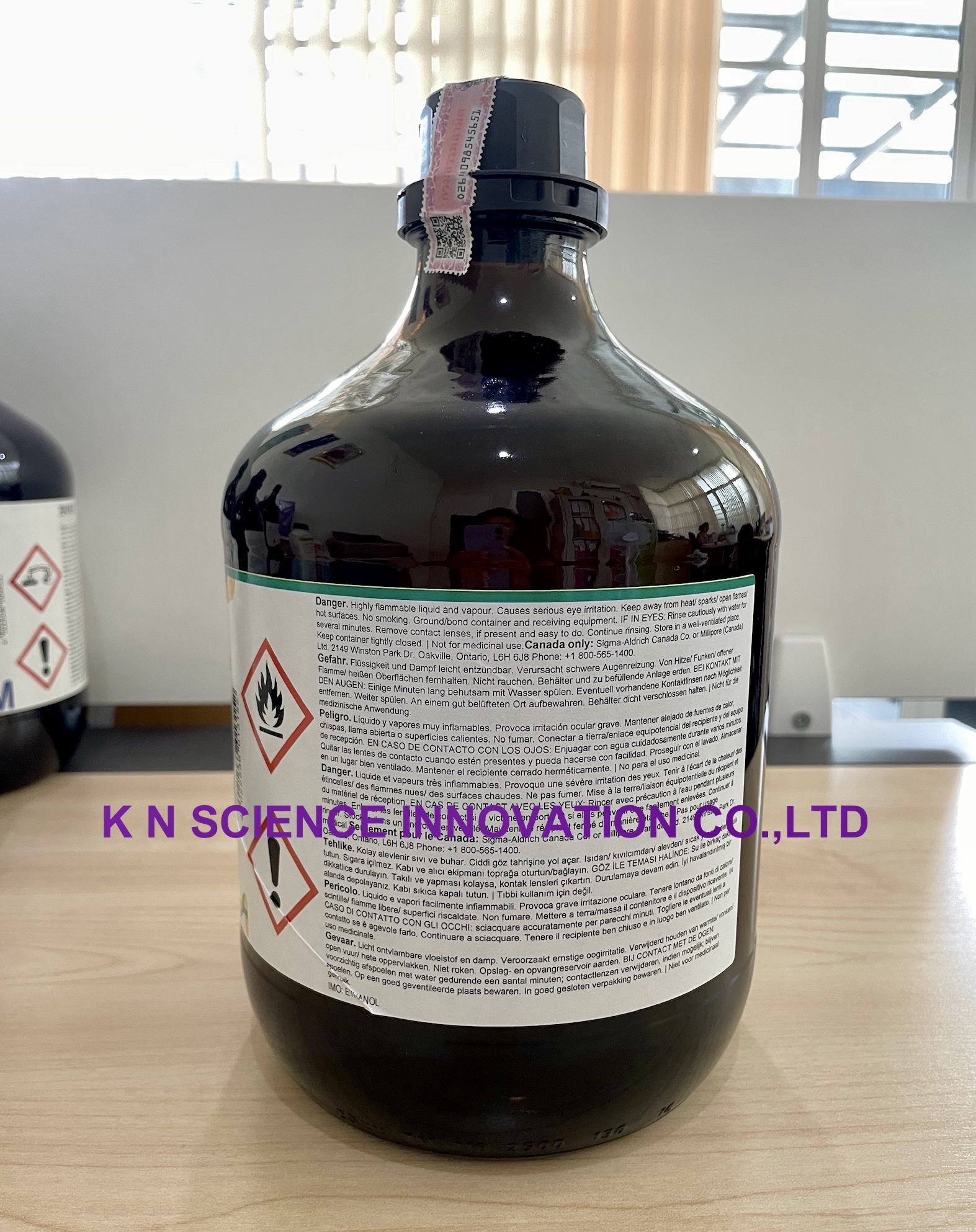 Ethanol absolute, 2.5 ลิตร, ยี่ห้อ Merck / Germany 100983