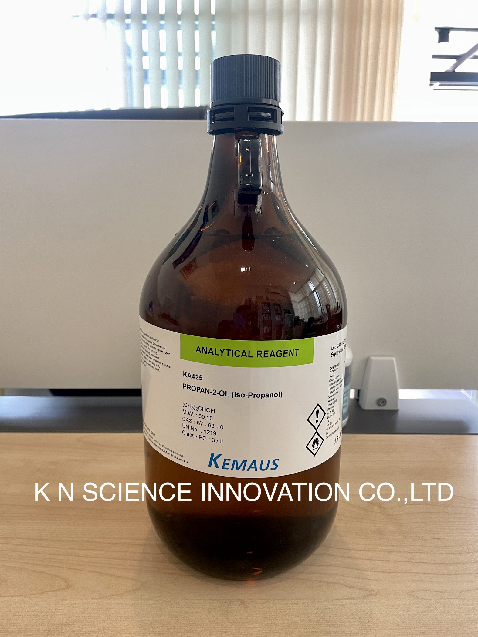 2-PROPANOL ( Iso-Propyl Alcohol ) AR KemAus 2.5 LT KA425