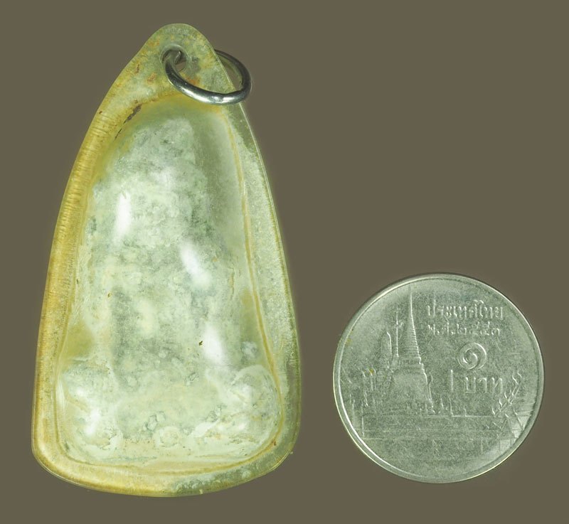 *39143 พระร่วงนั่ง เนื้อชินเงิน เลี่ยมพลาสติกเก่าหลายสิบปีใช้ในการประกอบการพิจารณา 13