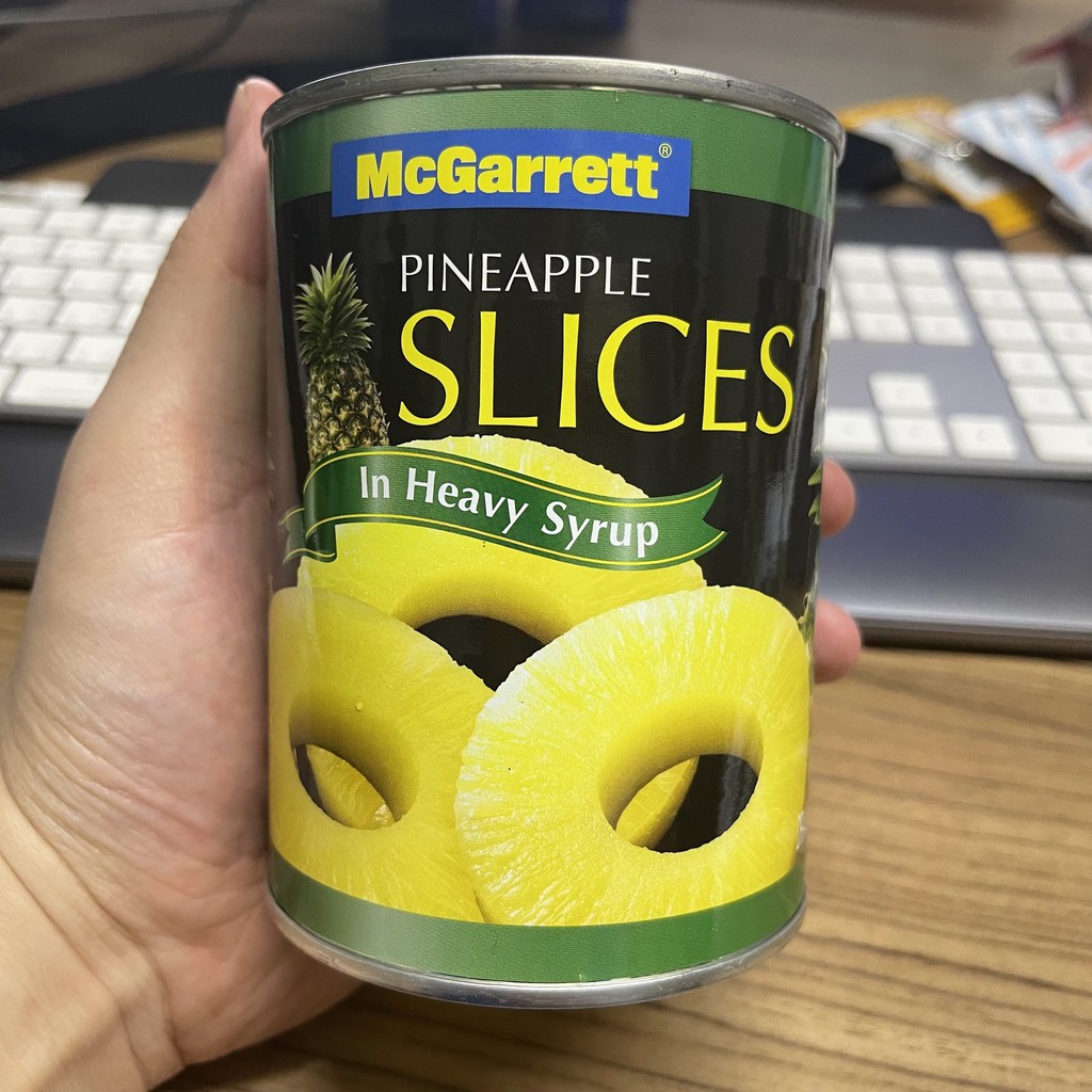 แม็กกาแรต สับปะรดเต็มแว่น ในน้ำเชื่อมเข้มข้น น้ำหนักสุทธิ 567 กรัม McGarrett Pineapple Slices in Heavy Syrup 567 g.